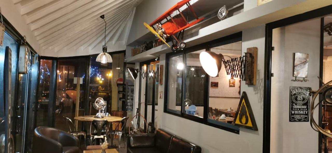 Hotel Restaurant La Voile - Le Dock'Er Locmariaquer Bagian luar foto